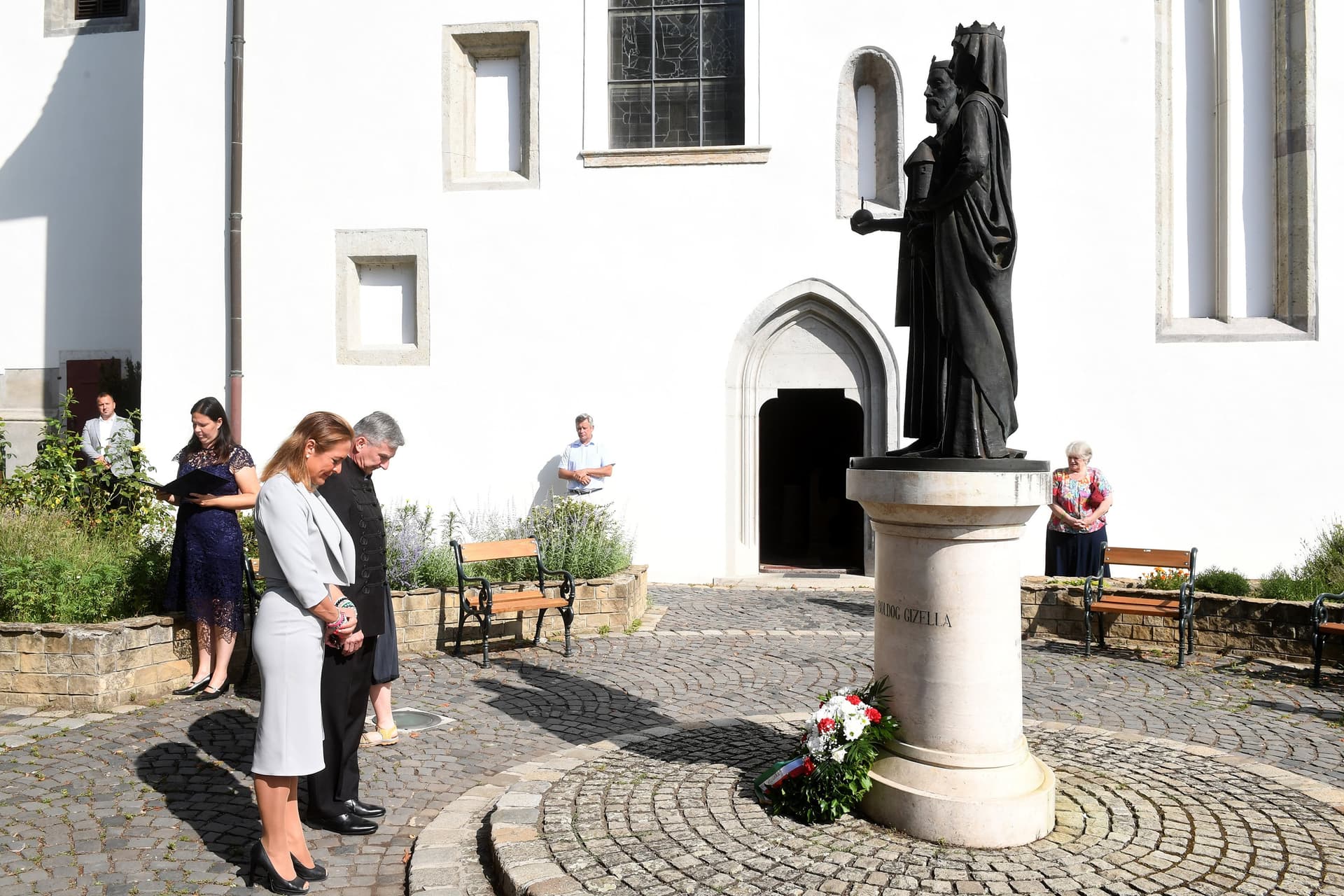 A szabadság csak a rend és a felelősség talaján virágozhat