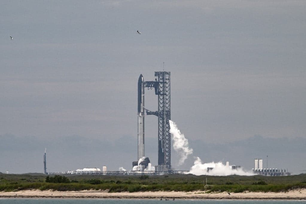 Sikeres tesztrepülést végzett a SpaceX Starship űrhajója