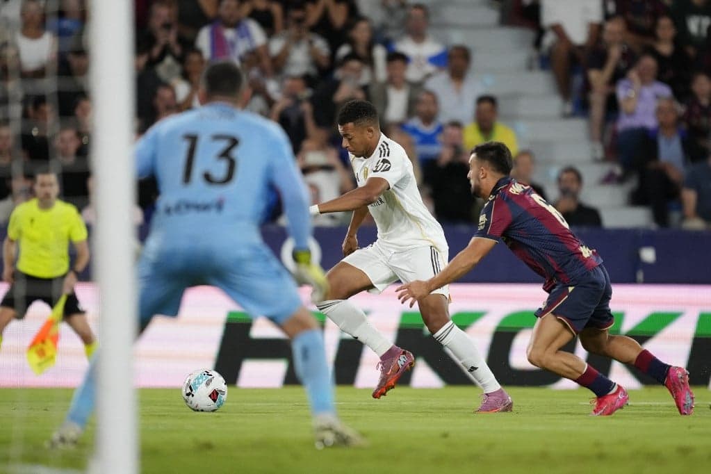 A Real Madrid továbbra is százszázalékos