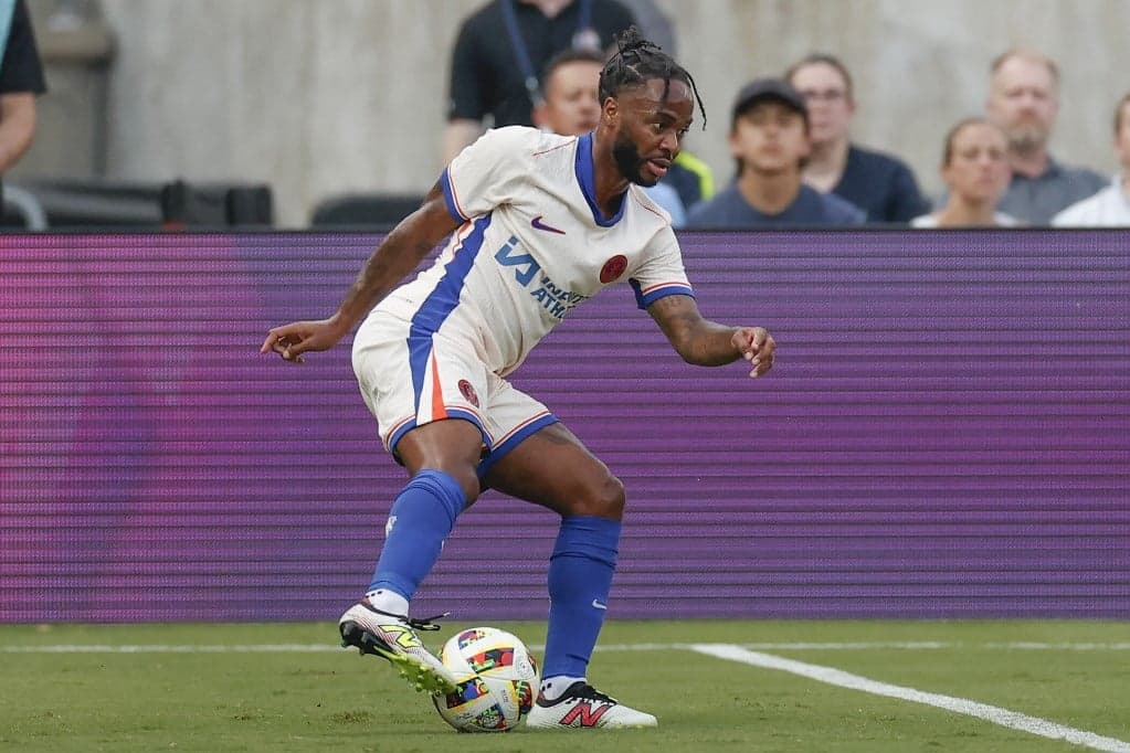 Maszkos alakok törtek be a Chelsea játékosának otthonába