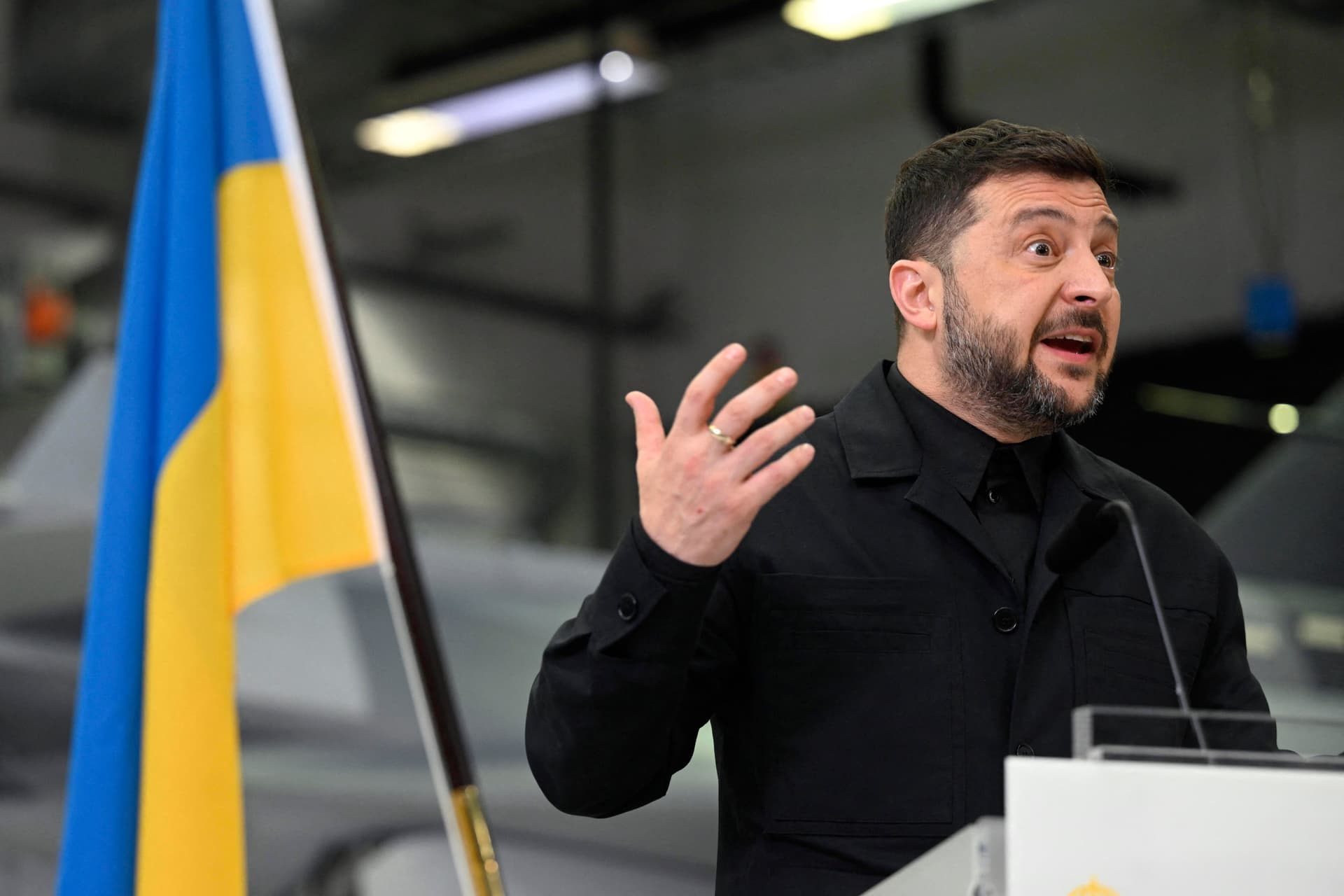 Ukrán elnök: A kormányzat átszervezi a kulcsfontosságú állami energetikai vállalatok vezetőségeit