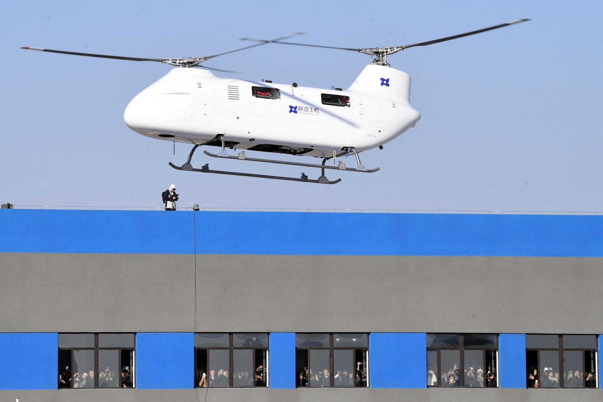 Pilóta nélküli helikopter?