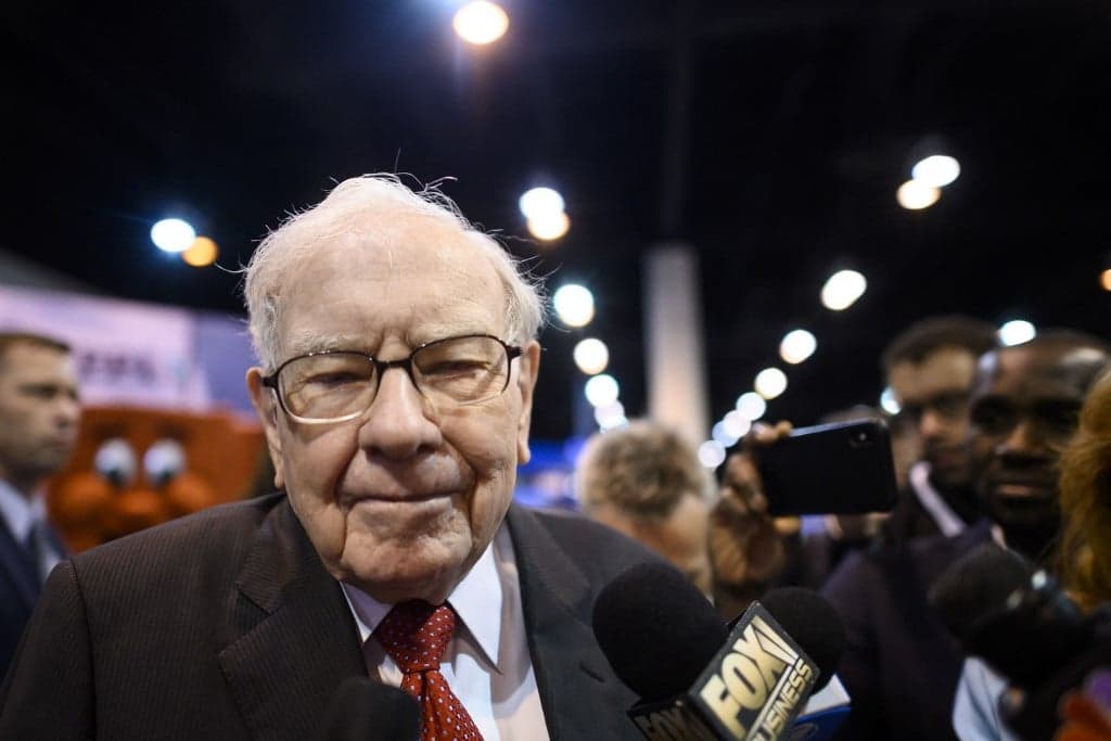 Warren Buffett: „Ne feledd, hogy a takarítónő is ugyanolyan ember, mint az elnök”