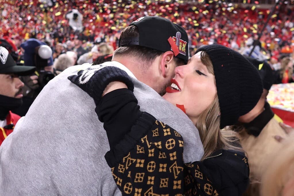Taylor Swift és Travis Kelce együtt szurkoltak
