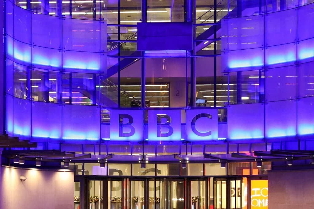 Fizetőssé válhat a BBC is