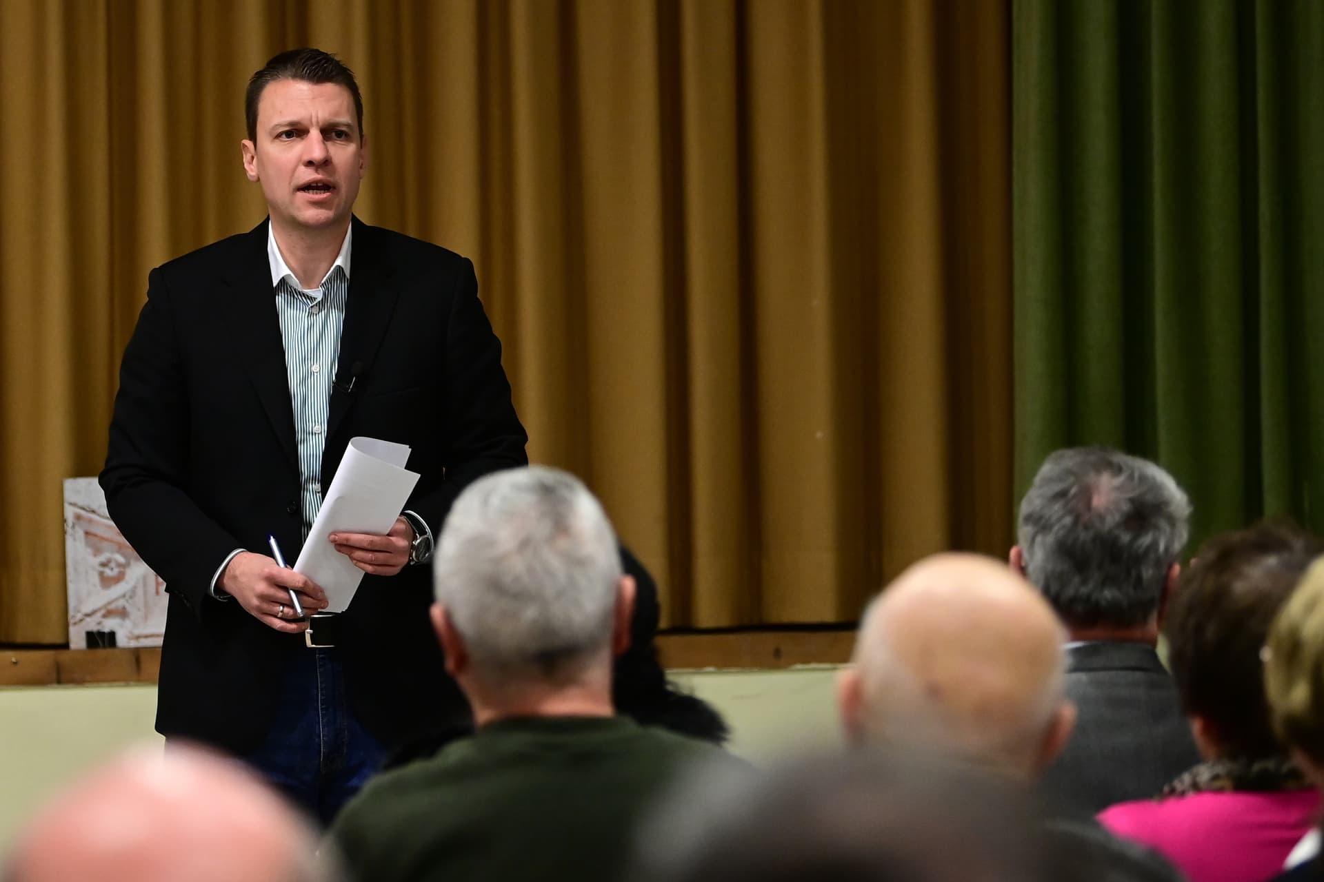 Menczer Tamás a választásokig kétmilliárd forintnyi fejlesztést szeretne elindítani a körzetében