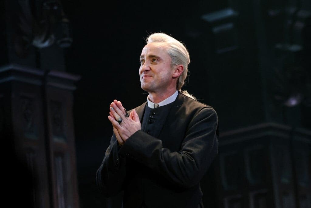 Draco Malfoy tarol Kínában