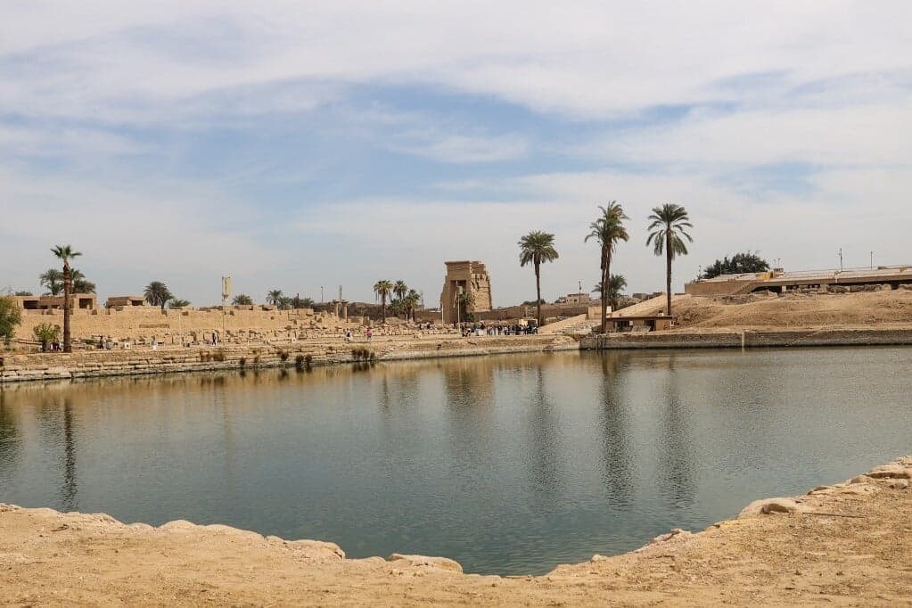 Egy vízzel teli templomot fedeztek fel Egyiptomban