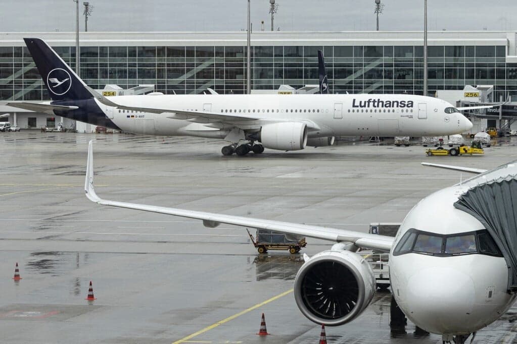 A Lufthansa légiutas-kísérői pénteken egynapos sztrájkba lépnek