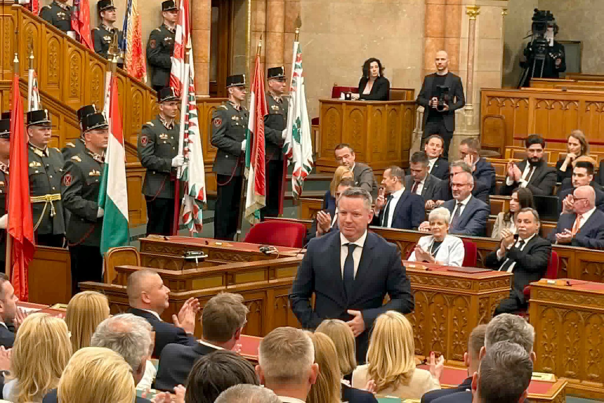 miniszterek eskütétele