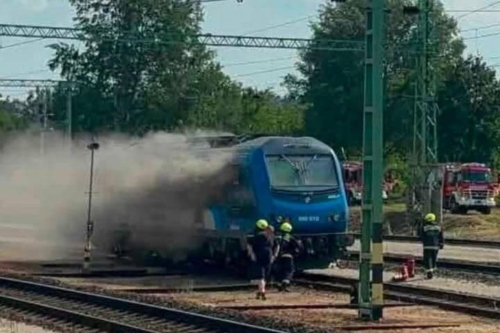 Mozdonytűz a kelenföldi vasútállomáson