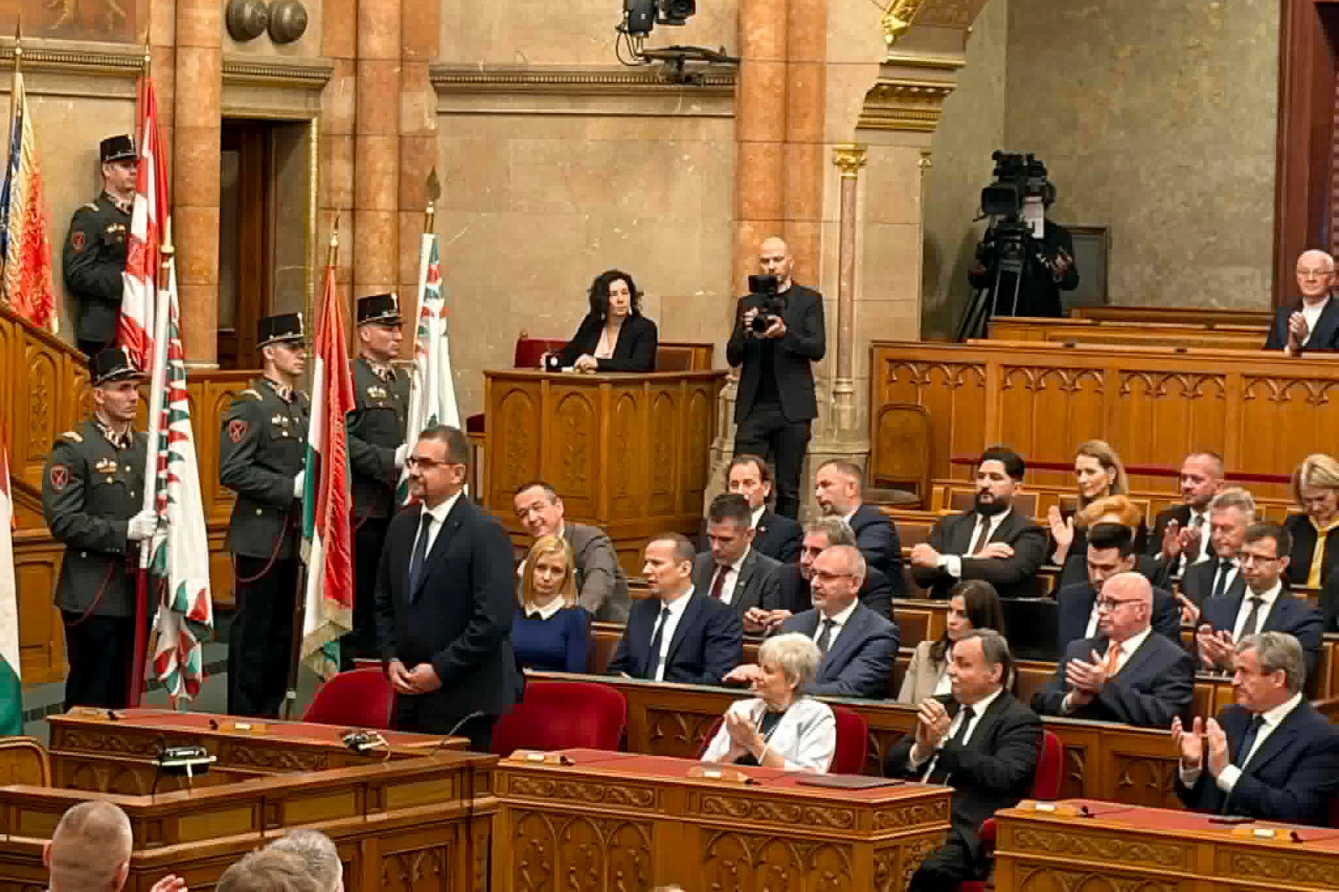 miniszterek eskütétele