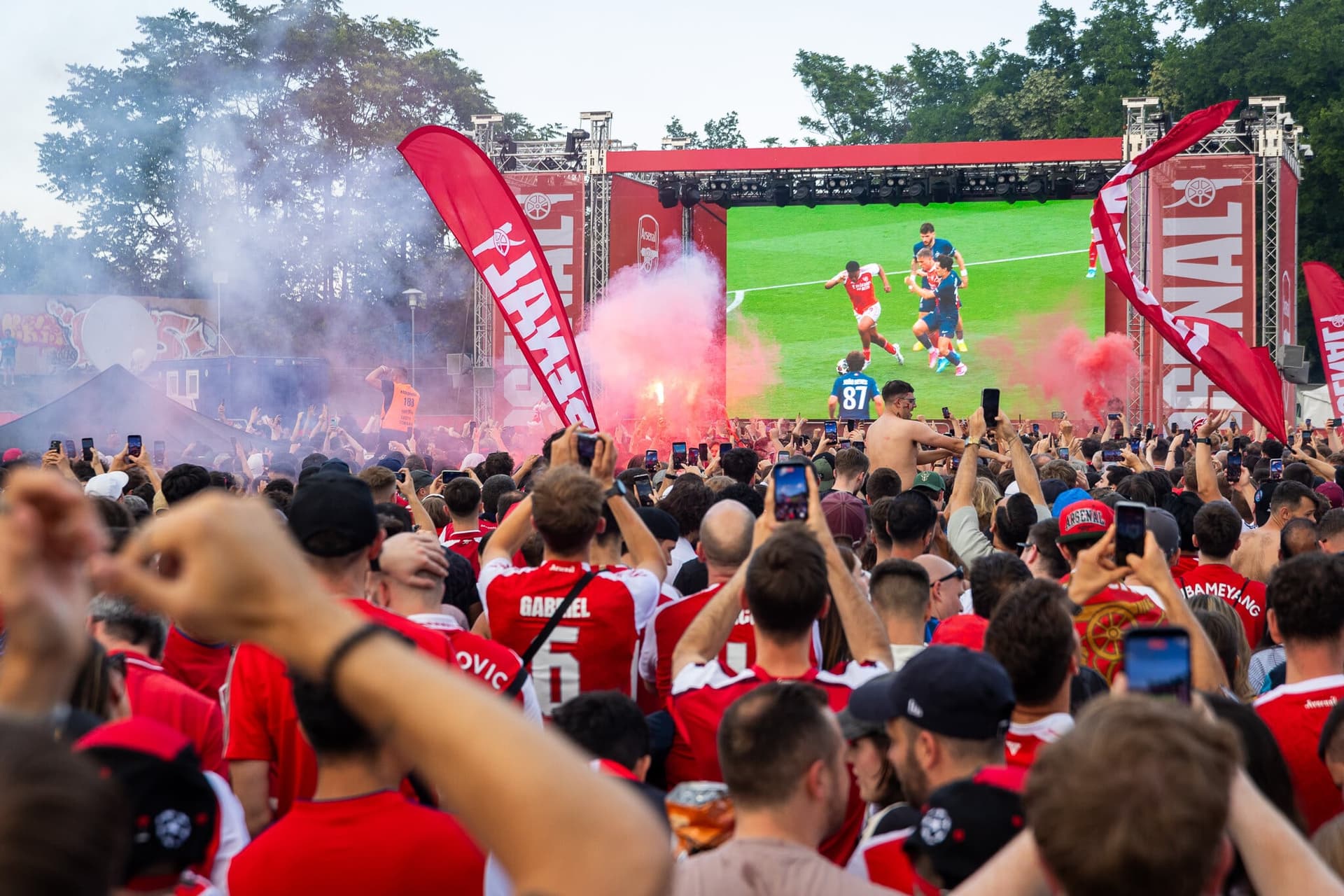 BL döntő BL-döntő Paris Saint-Germain PSG Arsenal szurkolók