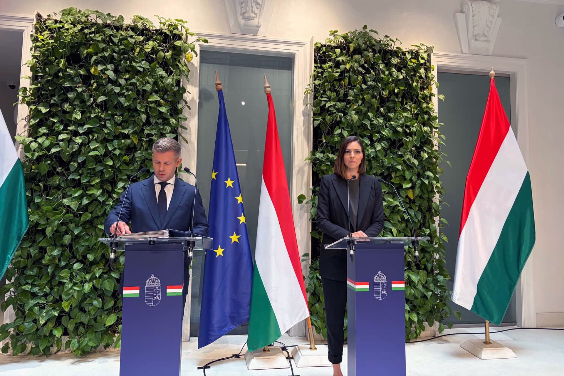 Magyar Péter: Az Orbán-kormány migránstábort akart építeni