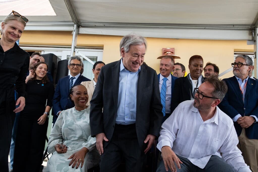 Az ENSZ főtitkára bocsánatot kért a haitii bandák áldozataitól