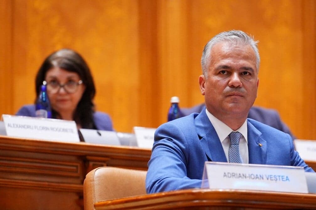 Elutasította a román parlament az Adrian Vestea miniszterelnök-jelölt által javasolt kormány beiktatását