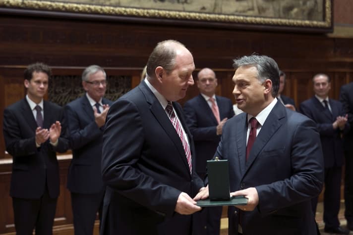 Orbán kitüntetés