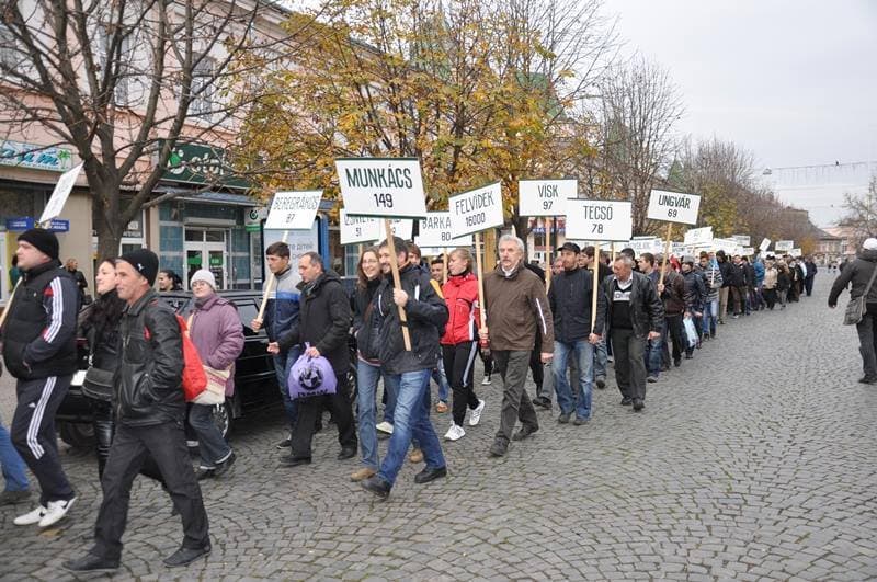 Málenkij robot Kárpátalja 2014.