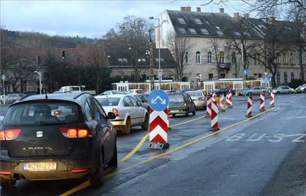 Széll Kálmán tér felújításának első napja