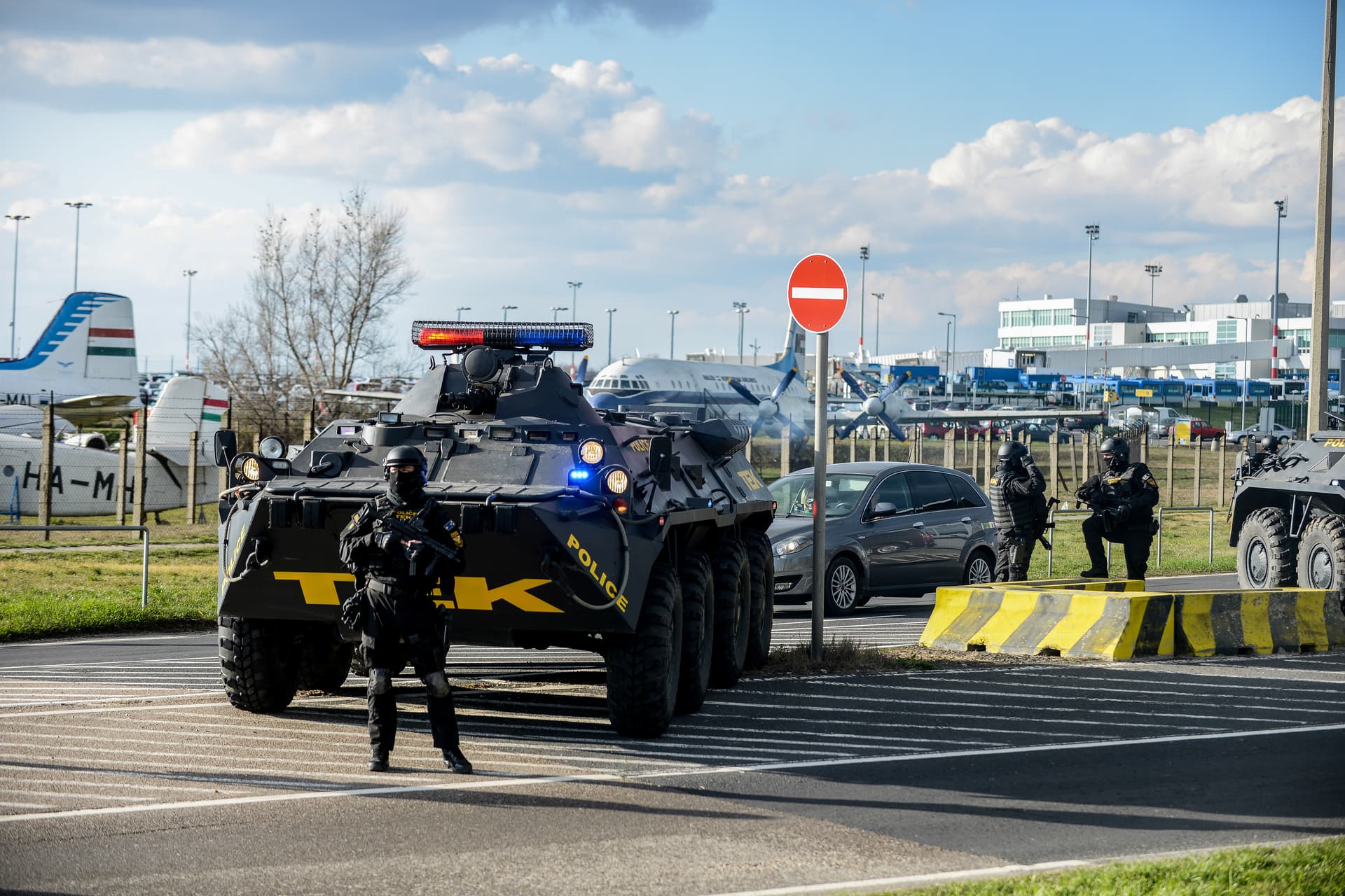 TEK Parlament és repülőtér
