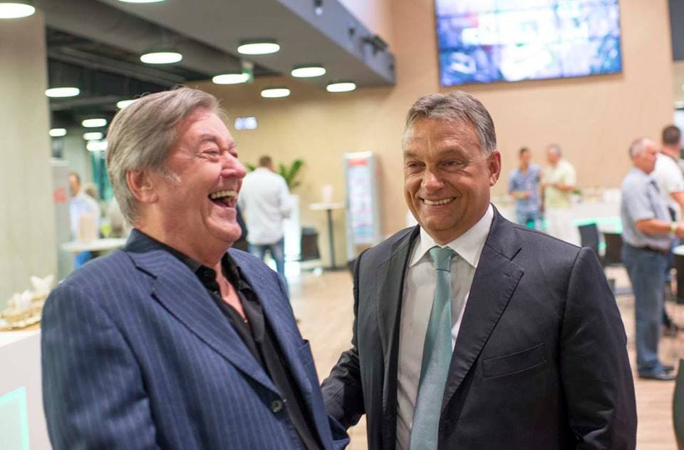 Orbán Viktor Fradi stadion avatóján