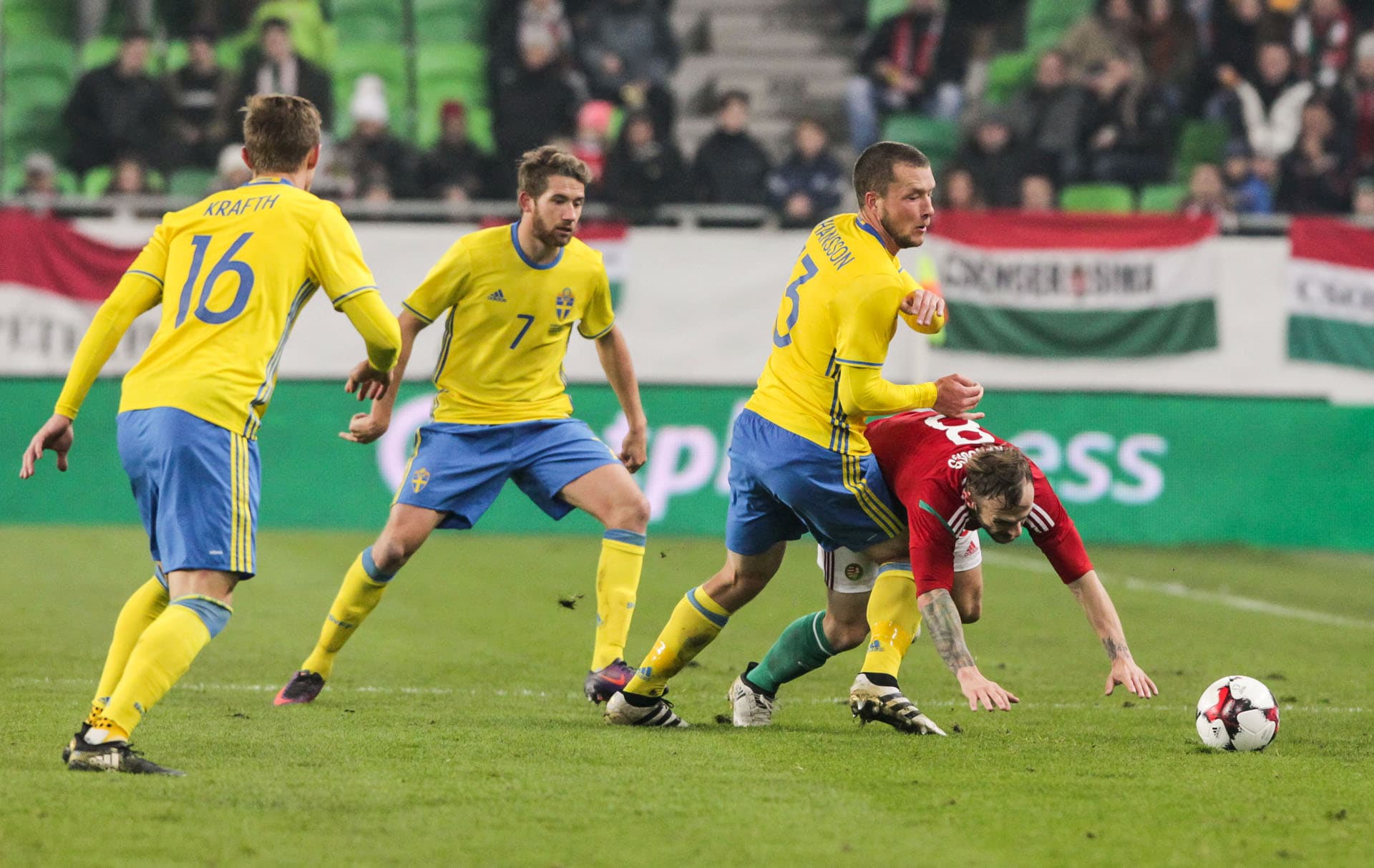 magyar-svéd