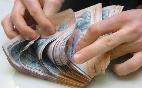 2022-ben megvédtük a keresetek vásárlóerejét, tizedik éve nő a reálbér
