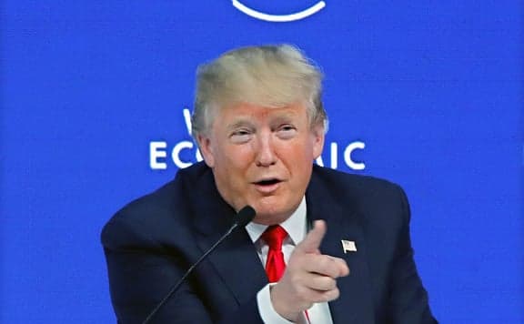 Vádat emeltek egy nő ellen, mert behatolt Donald Trump countryklubjába