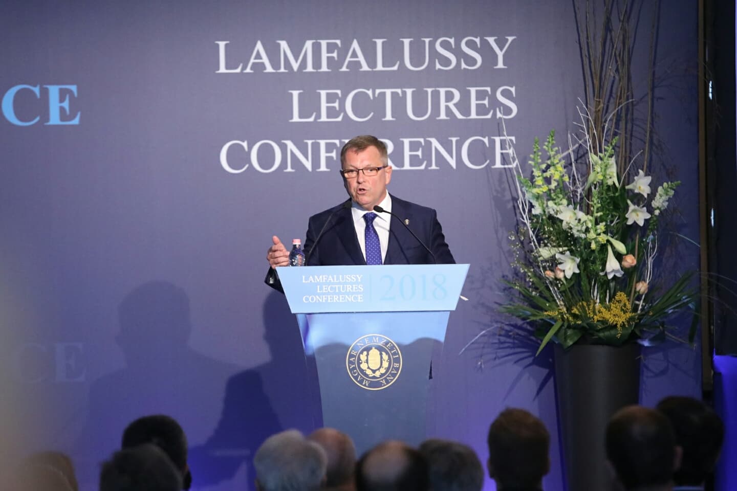 lámfalussy konferencia