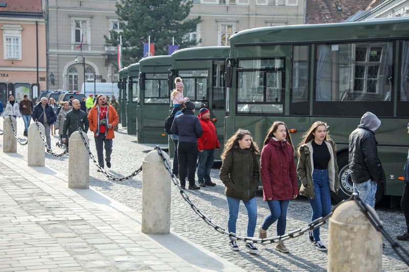 Honvédség-busz