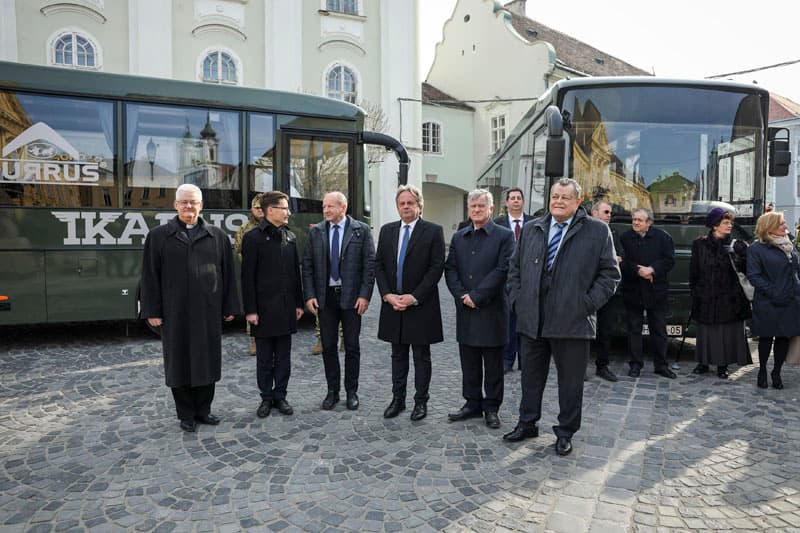 Honvédség-busz