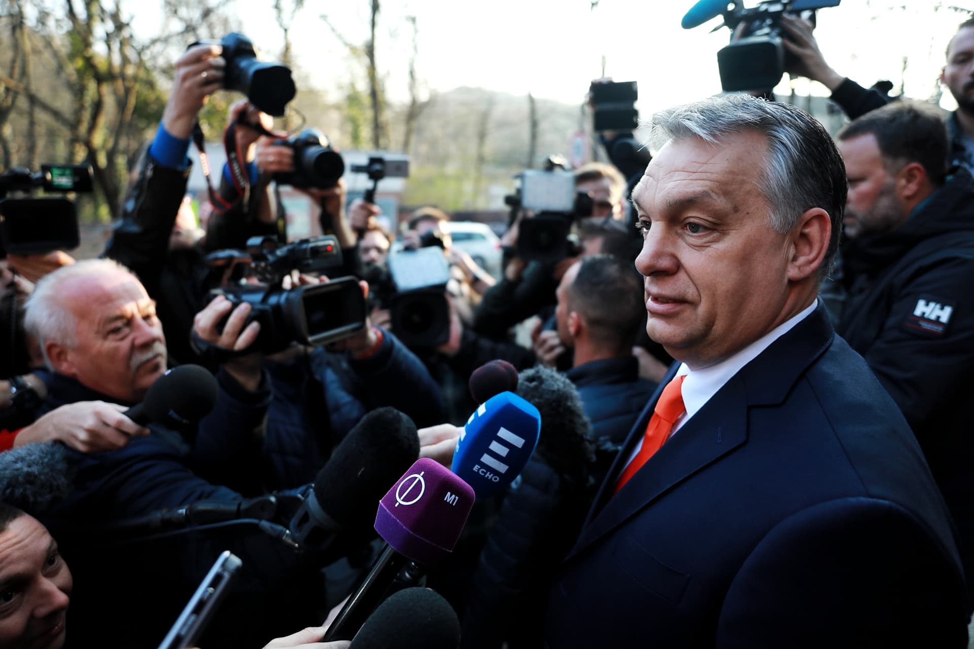 orbán szavaz