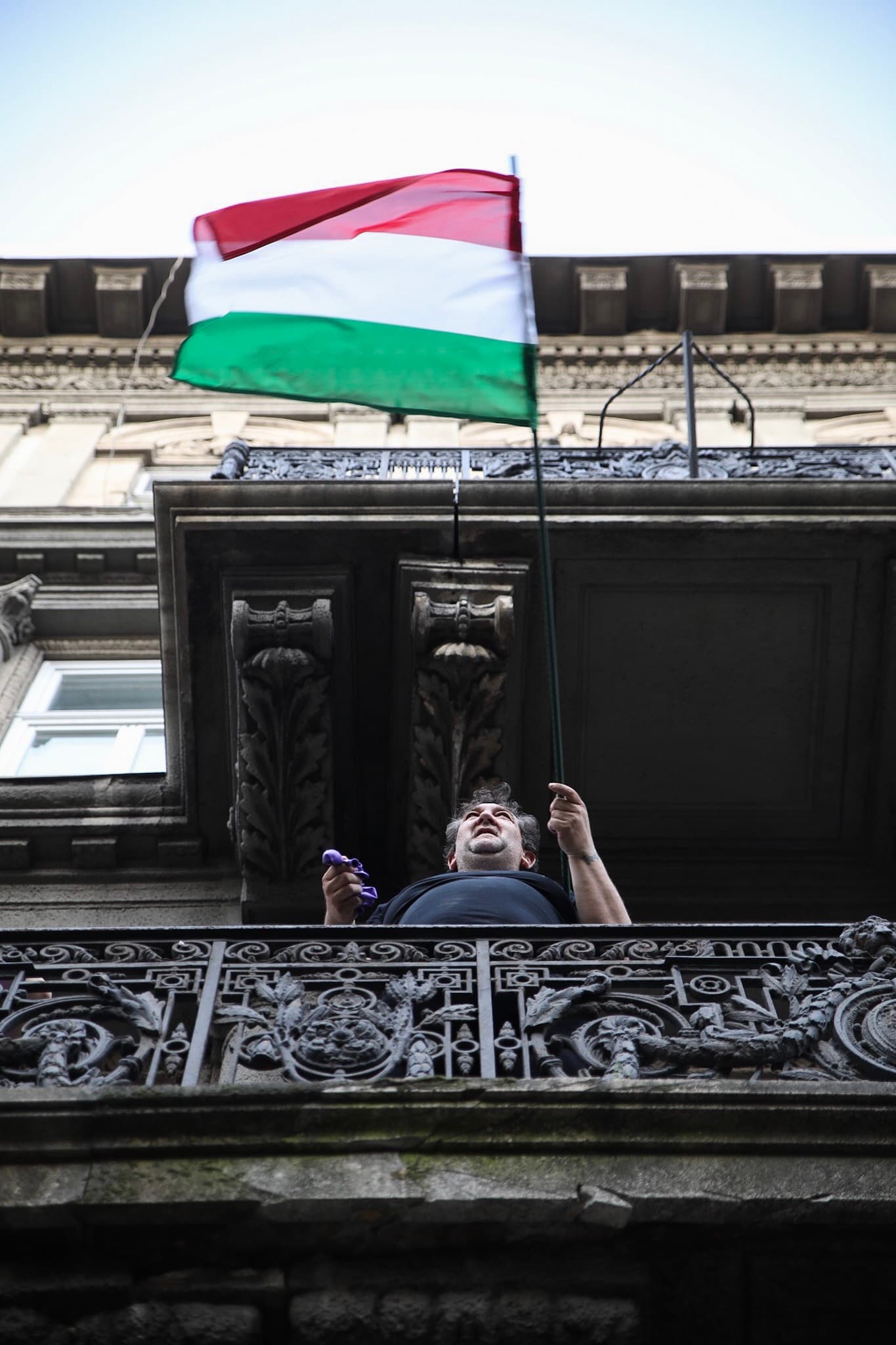 ellenzéki tüntetés április 21