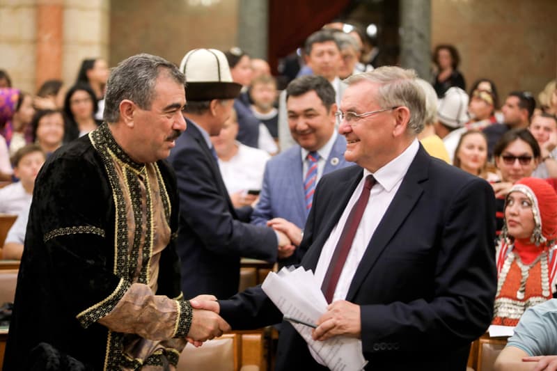 Kurultáj