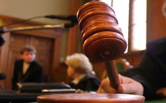 Halált okozó testi sértés lett a kocsmai veszekedésből Csatáron