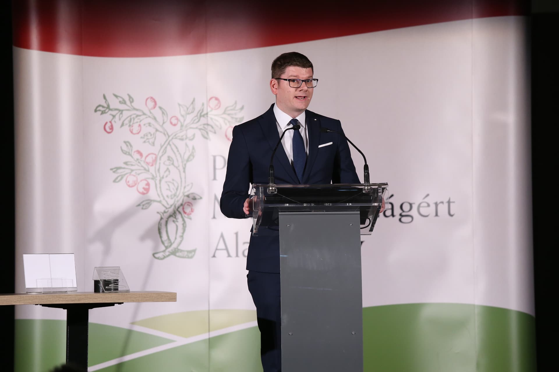 Polgari magyarorszagert alapitvany évzáró
