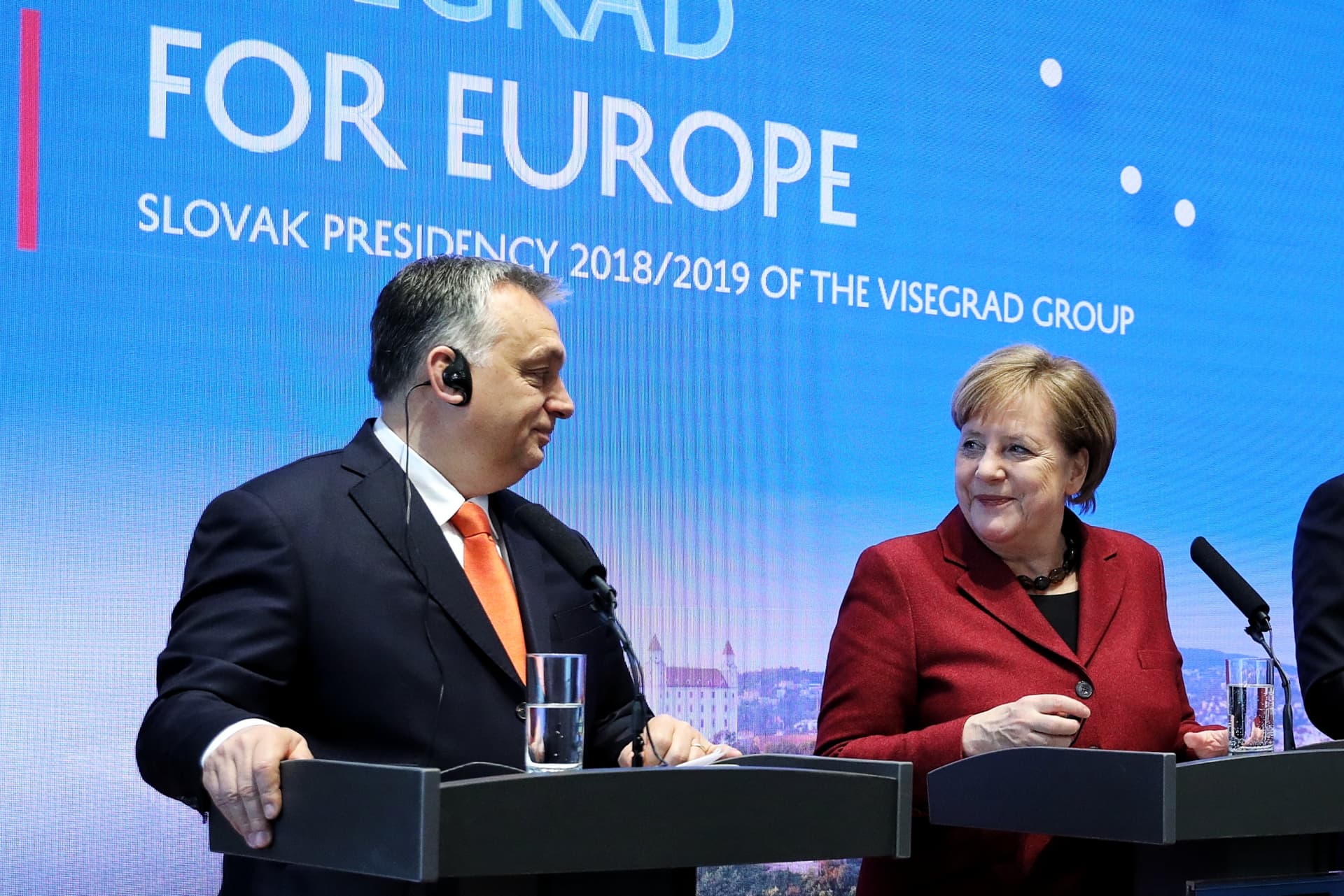 Orbán Merkel v4 pozsony