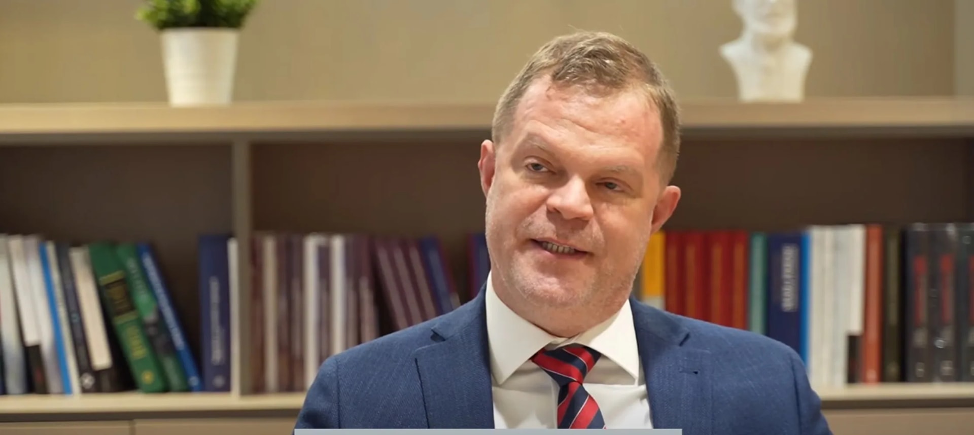 Felmentette a Nemzeti Média- és Hírközlési Hatóság elnökét a miniszterelnök