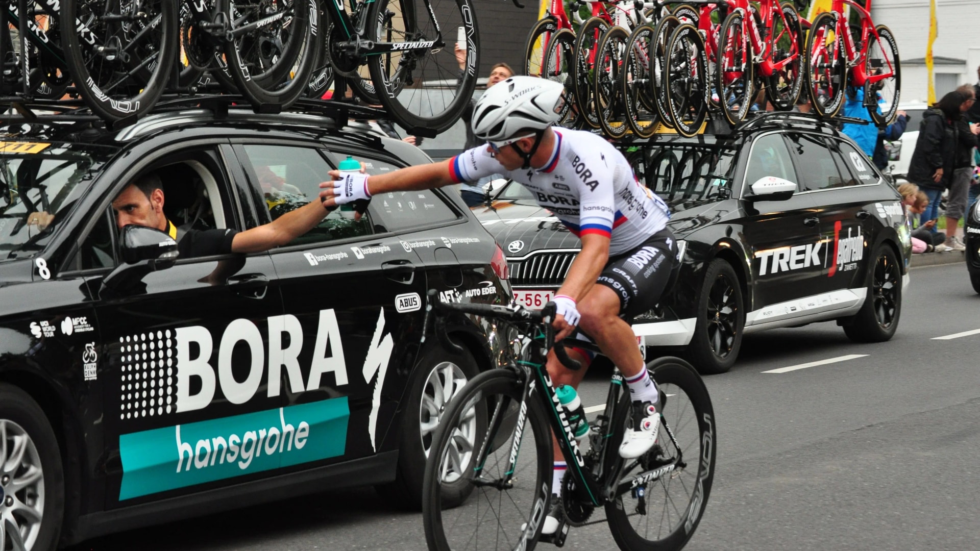 Súlyos erdőtüzek: Veszélyben a Tour de France 3. szakasza