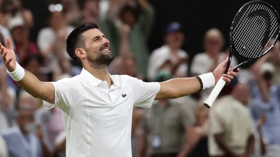 Wimbledon: Djokovic több mint ötórás csatában jutott elődöntőbe