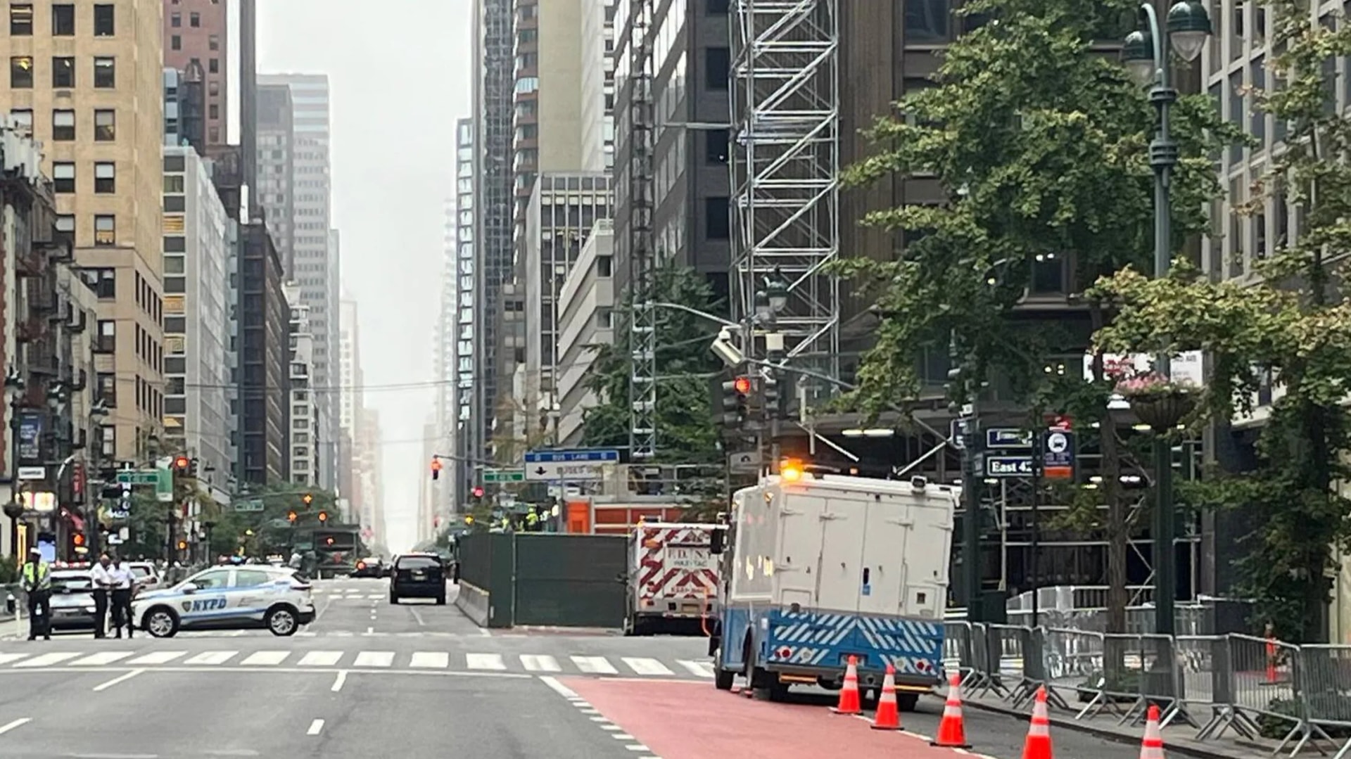 Összeomlás veszélye fenyeget egy New York-i felhőkarcolót