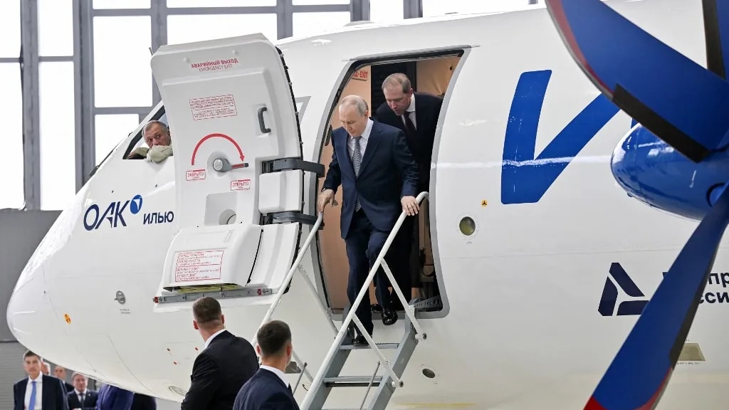 Az új orosz repülőgép nem szállhat fel esőben, melegben vagy hidegben
