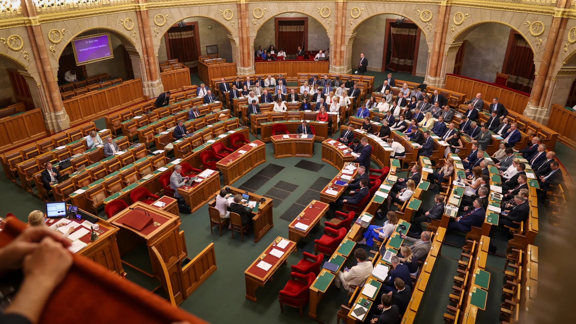 Megszűnhet a gazdasági miniszter jogköre