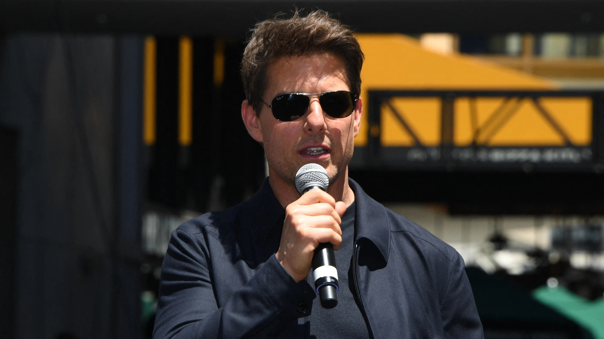 Tom Cruise is fellép a világbajnokság záróünnepségén