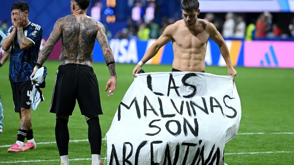 Argentína nem mond le a Falkland-szigetekről