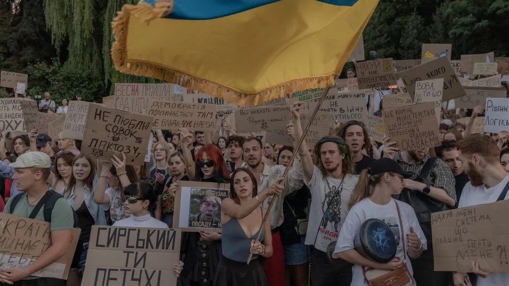 Haladékot kapott Zelenszkij