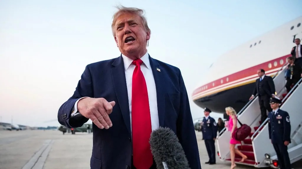 Trump új tárgyalásokat jelentett be az iráni háború befejezéséről