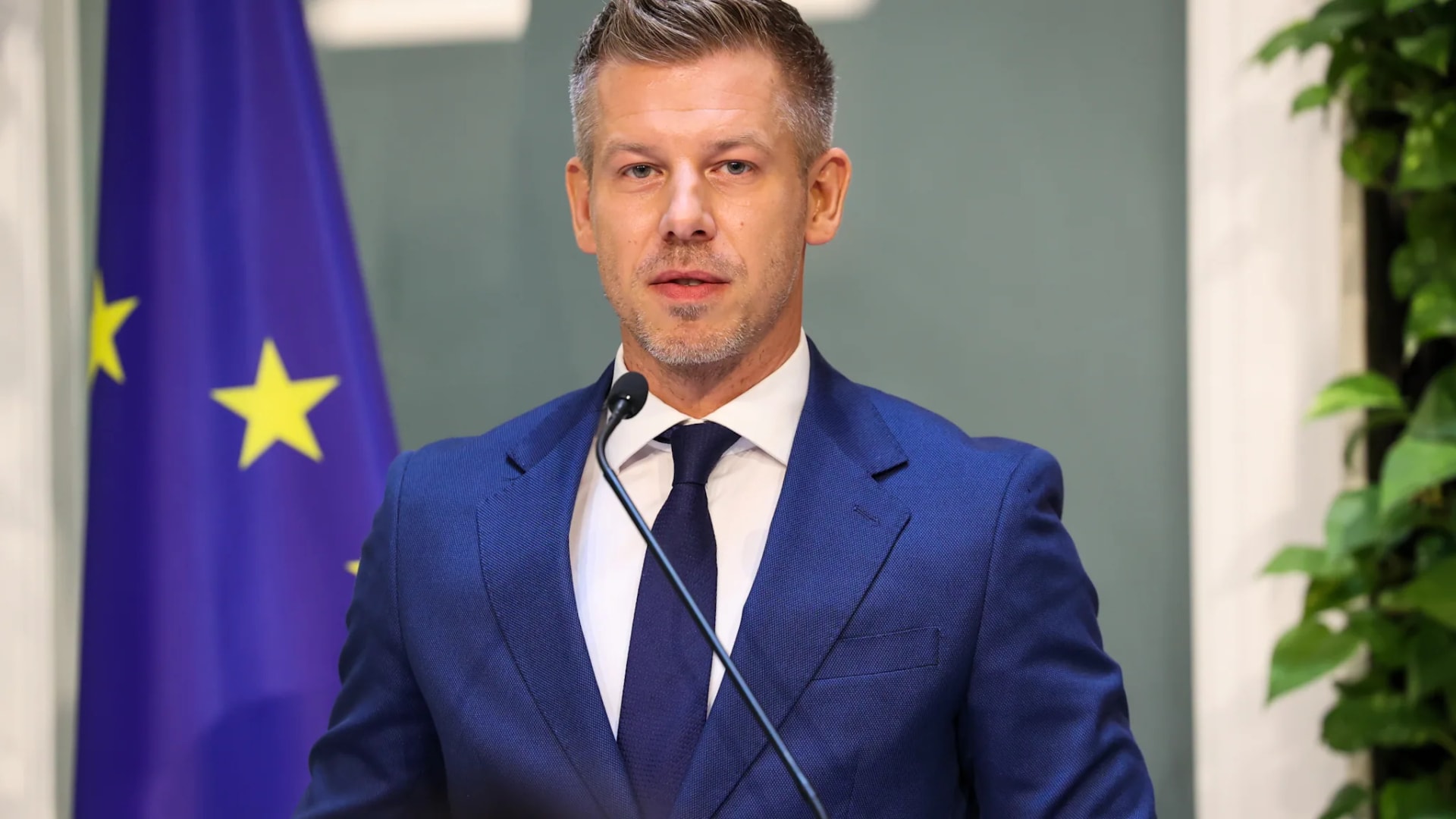 Bárki megnézheti, hogy hova került az elmúlt négy évben 400 milliárd foritnyi közpénz