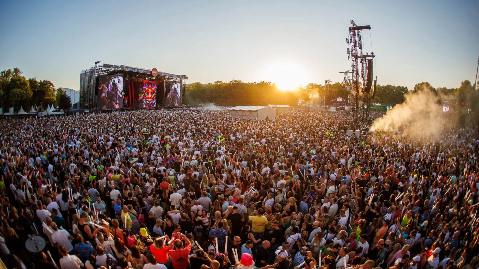 Fordulat a DJ OTI-ügyben: a Sziget szerint nem történt bizonyított bedrogozás, lejárató hullámról beszélnek
