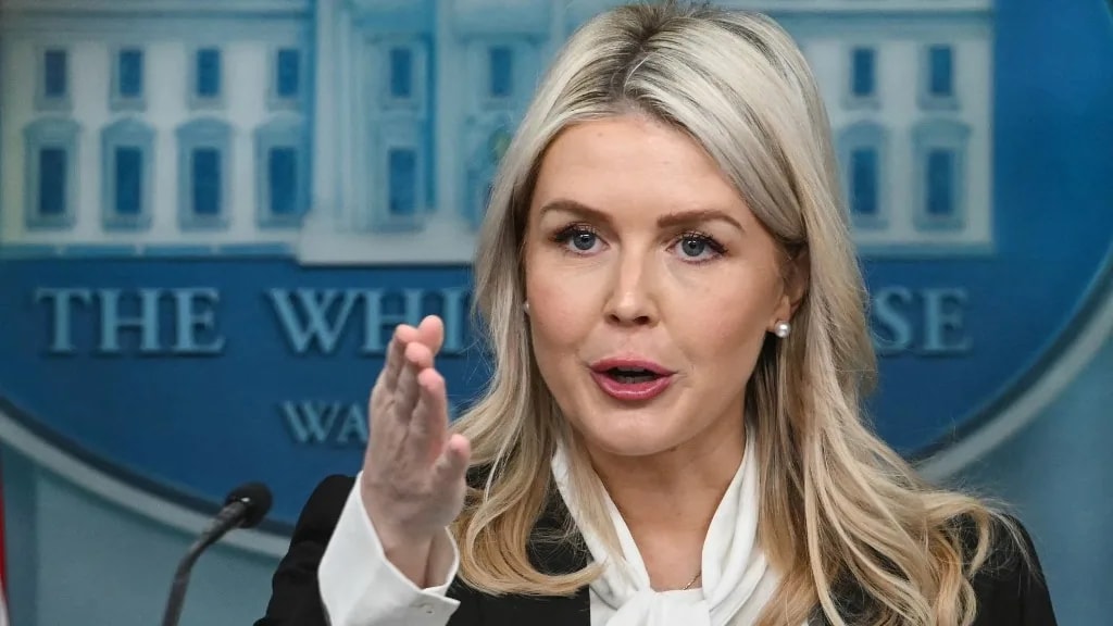 Trump: Távozik hivatalából a Fehér Ház szóvivője